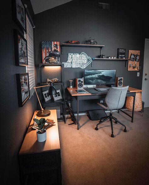 30 Aesthetic Desk Setups for Creative Workspace Modern Home Offices, Computer Desk Setup, Aesthetic Desk, Desk Setups, Home Studio Setup, Bedroom Setup, Creative Workspace, Gaming Room Setup, Studio Setup