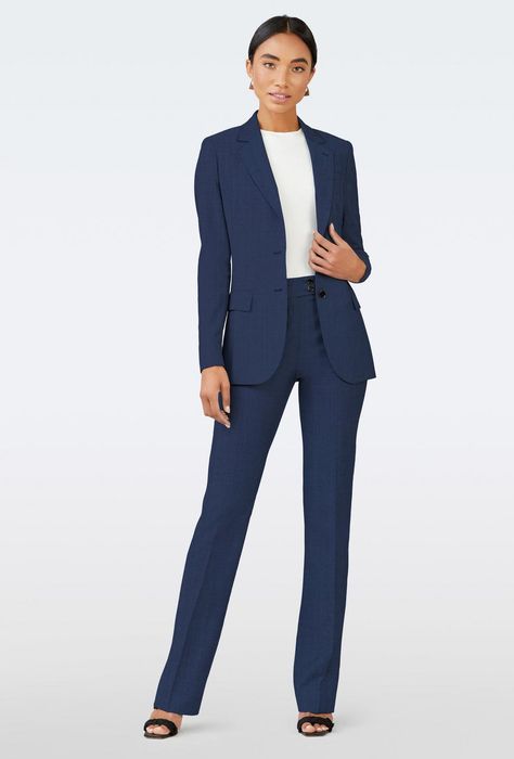 Custom Suits Made For You - Milano Dark Blue Suit Women | INDOCHINO Dark Blue And Black Suit, Blue Suit Women, Womens Navy Suit, Pant Suits For Women Business, Blue Suit Outfit, Blue Blazer Women, Formal Pant Suits, Gray Suits, Dark Blue Blazer