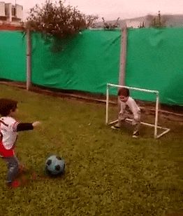 Comedy: Practice Flopping Early Soccer Funny Pictures, Soccer Fails, Soccer Juggling, Kids Playing Football, Soccer Mom Memes Hilarious, Soccer Memes Funny So True, Funny Soccer, Icon Theme, Soccer Gifs