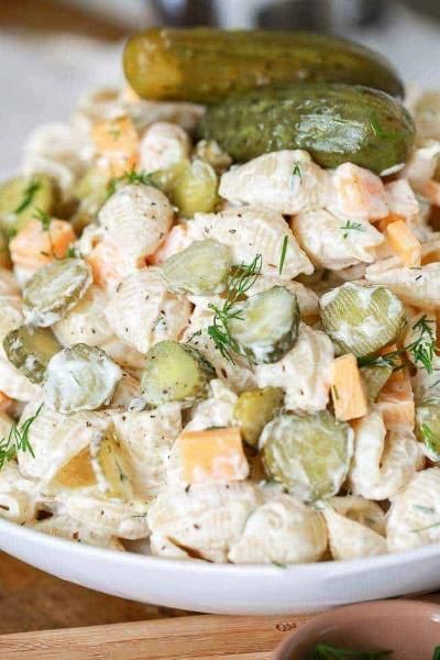 Creamy Pasta Salad Recipe, Pickle Pasta Salad, Pickle Pasta, Dill Pickle Pasta Salad, Creamy Pasta Salads, Best Pasta Salad, Spend With Pennies, Pasta Carbonara, Potluck Dishes