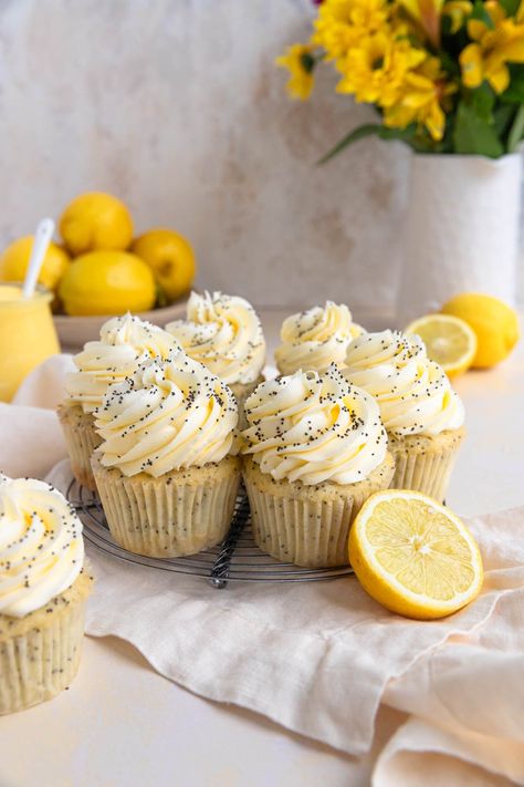 Lemon Poppy Seed Cupcakes with Lemon Curd Filling - Bakes by Brown Sugar Lemon Cupcake Aesthetic, Lemon Curd Cupcakes Recipe, Lemon Poppyseed Cupcakes, Lemon Drizzle Cupcakes, Blackberry Frosting, Poppy Seed Cupcakes, Dainty Cakes, Lemon Poppy Seed Cupcakes, Cupcakes Spring