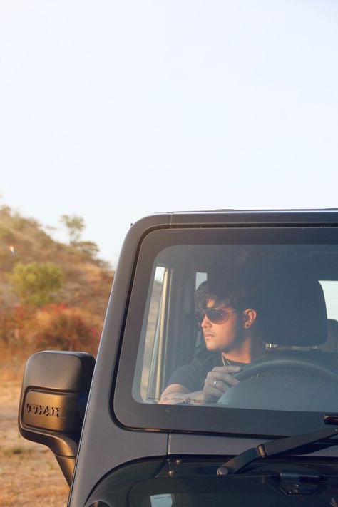 #fashion #thar #jeep #travel #black #model #starbucks #aesthetic #jeeplife #roadtrip #roadtripaesthetic Thar Aesthetic Photos, Jeep Travel, Thar Jeep, Roadtrip Aesthetic, Starbucks Aesthetic, Jeep Photos, Adventure Travel Explore, Bobber Motorcycle, Photo Pose For Man