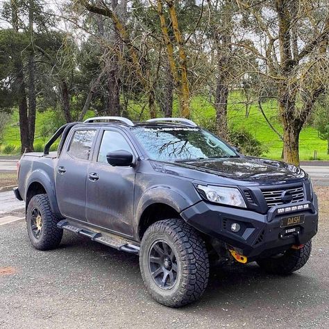 Nissan Frontier | Navara on Instagram: “F//4X4® 🦍 M O N S T E R . 📷 @dashoffroad @bushbarrier4x4 👊🏼🔝” Nissan Frontier Mods, Nissan Frontier 4x4, 4x4 Parts, Nissan Navara, 4x4 Trucks, Nissan Frontier, Toyota Hilux, Cool Trucks, Concept Design