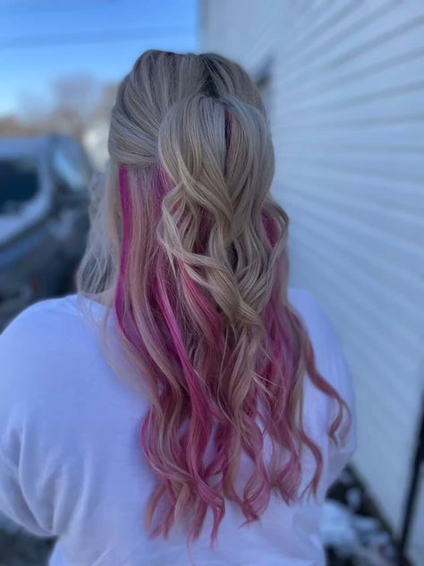 Peeka-boo highlights in underneath of hair Pink Peak A Boo, Pastel Pink Hair, Strawberry Blonde, Rainbow Hair, Ash Blonde, Blonde Highlights, Pink Hair, Balayage, Hair Ideas