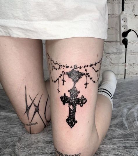 Goth Tattoo, Sigil Tattoo, Cross Tattoos, Inspiration Tattoo, Tattoos Geometric, Gothic Tattoo, Thigh Tattoos Women, 1 Tattoo, Aesthetic Tattoo