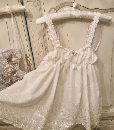 By Dé Leeuw on Instagram: "precious little baby doll mini dress! adjustable with its ribbon tie sleeves and elastic waistband 🤍" Baby Doll Clothes, Tie Sleeve, Fancy Outfits, Ribbon Tie, Lace Mini Dress, Dream Clothes, New Wardrobe, Outfits Aesthetic, Dress Pattern