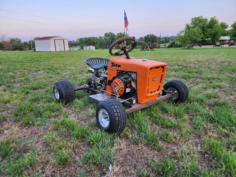 Diy Tractor Implements, Race Lawn Mower, Racing Mower, Diy Tractor, Racing Mower Build, Lawn Mower Racing, Tractor Log Skidder, Ride On Mower Attachments, Yard Tractors