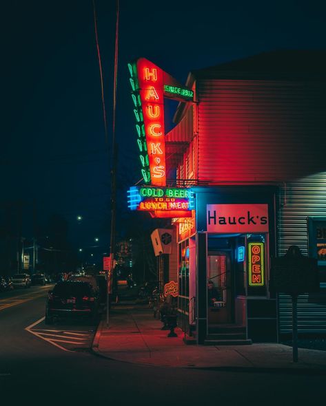 Louisville, Kentucky Night Cinema, Louisville Kentucky, Side Jobs, August 17, Cheat Sheet, Kentucky, Thread, Neon, Photography