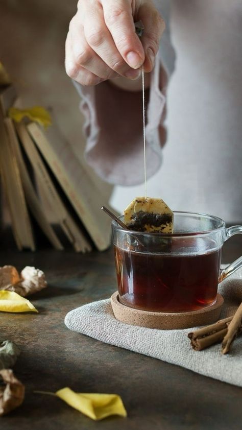 Cholesterol Diet: 9 Ayurvedic Herbal Teas to Lower LDL Naturally Healing Tea Recipes, Tea Image, Lower Ldl, Photography Tea, Coffee Vs Tea, Tea For Colds, Herbal Tea Benefits, Masala Tea, Healing Tea