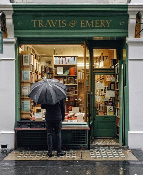 Bookstore Cafe, Shop Fronts, Shop Front, Window Shopping, Urban Sketching, Store Front, Watercolor Inspiration, Book Store, Site Design