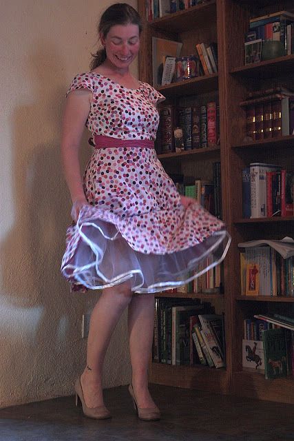 Sew long, Cowgirl!: Petticoat in action Petticoat Junction, Female Transformation, Pretty Lingerie, Circle Skirt, Favorite Dress, Petticoat, Two Piece Skirt Set, Vintage Fashion, Lingerie