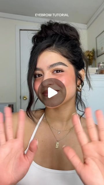 Alondra Ruby on Instagram: "FINALLY SHARING MY EYEBROW TUTORIAL! 🤍💫

this is my everyday brow, for glam i just carve the bottom with concealer! 
but lowkey why am i loving my natural brows more watching this back lol 

PRODUCTS 

@got2busa | GEL 

@maybelline | ULTRA SLIM BROW PENCIL “DEEP BROWN” 

#eyebrowtutorial #eyebrows" How To Do Straight Eyebrows, Eyebrow Gel Tutorial, Eyebrow Pencil Tutorial, Curly Eyebrows, How To Do Brows, Eyebrow Tutorial For Beginners, Ombre Eyebrows, Brow Tutorial, Permanent Eyebrows