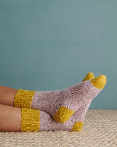 Purl Bee, Simply Knitting, Best Gift Cards, Sock Crafts, Sock Knitting, Socks Pattern, Purl Soho, Sock Knitting Patterns, Sock Patterns