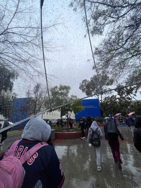 Rainy Day At School Aesthetic, Schoolcore Aesthetics, Cold School Morning Aesthetic, Rainy School Day Aesthetic, School Day Aesthetic, School Morning Aesthetic, Rainy Day At School, Rainy School Day, School Rainy Day