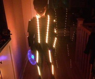 Tron Costume : 5 Steps (with Pictures) - Instructables Tron Party, Tron Movie, Tron Costume, Epic Costumes, How To Clean Metal, Costume Contest, Pop Bottles, Just Run, Tron