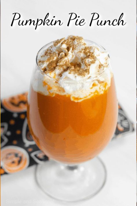 If you're looking for a way to bring some fun color and delicious flavor to the table for Halloween or Thanksgiving this year, you've got to try this Pumpkin Pie Punch! Pumpkin Pie Punch Recipe, Pumpkin Punch Bowl, Pumpkin Punch Recipe, Pumpkin Mocktails, Ice Cream Punch, Autumn Beverages, Forever Aesthetic, Pumpkin Punch, Pumpkin Foods