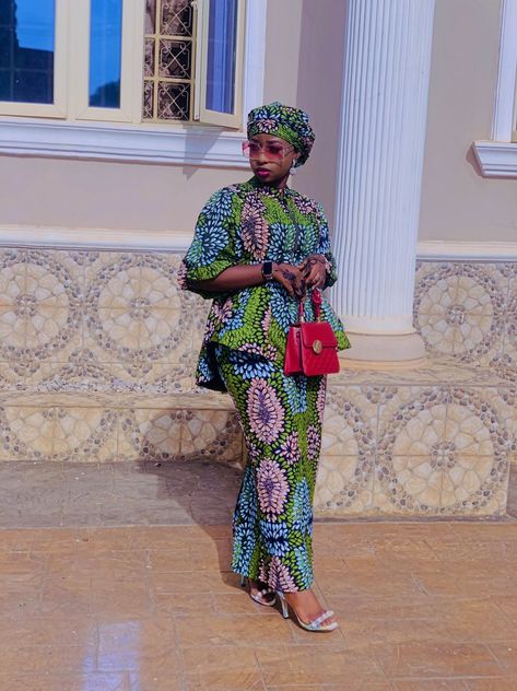 Ankara Skirt And Blouse For Nursing Mothers, Bubu Skirt And Blouse, Arewa Hausa Ankara Skirt And Blouse, Hausa Ankara Skirt And Blouse, Ankara Dress Designs, African Wedding Attire, Ankara Skirt And Blouse, African Print Dress Ankara, African Dresses Modern