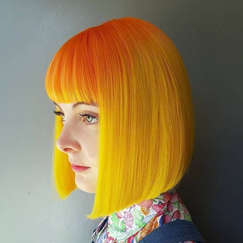 Yellow And Orange Bob Wild Hair Color, Tan Skin Blonde Hair, Hairstyle Color, Trendy Bob Hairstyles, Bob Hairstyles With Bangs, Bob Haircut With Bangs, Bob With Bangs, Best Short Haircuts, Short Bob Haircuts