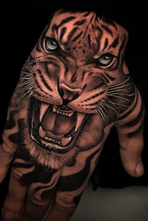 Tiger Hand Tattoo, Lion Hand Tattoo, Herren Hand Tattoos, Hand Tatto, Lion Tattoo Sleeves, Lion Head Tattoos, 13 Tattoos, Egypt Tattoo, Forearm Sleeve Tattoos