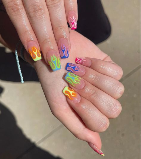 Nails done by @/farrari_beauty on instagram. #rainbow #rainbownails #nailart #nailartideas #bright #colorfulnails #acrylicnails Spring Rainbow Nails, Rainbow Flame Nails, Rainbow Nails Short, Short Nails French Tips, French Tips Glitter, Short Nails French, Nails French Tips, Flame Nails, Red Nail Art Designs