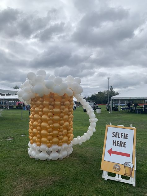 Balloon Beer Mug #Tumwater Brewfest - Tumwater Washington Tumwater Washington, Birthday Party Halls, Party Halls, Beer Decorations, Parties Ideas, Beer Hall, Photo Zone, Beer Theme, Michelada