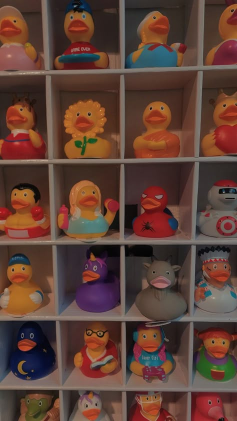 Cool Rubber Ducks, Rubber Duck Collection, Rubber Ducks Aesthetic, Rubber Duck Ideas, Rubber Duck Aesthetic, Duck Items, Duck Things, Rubber Duck Bathroom, Jeep Ducks