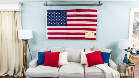 DIY CAPITOL FLAG DISPLAY - Ken Wingard is coming up with a creative way to display the flag. Diy Photo Transfer, Flag On Wall, Real Apartment, Hanging Flags, Tissue Paper Crafts, Thick Curtains, Flag Display, Family Diy, Photo Transfer