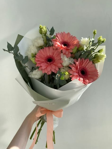 Basic Flower Bouquet, Simple Bouquet Gift, Simple Flowers Bouquet, Small Flower Bouquet Gift, Gerbera Flower Bouquet, Easy Flower Bouquet, Graduation Flowers Bouquet, Mixed Flower Bouquet, Gerbera Bouquet