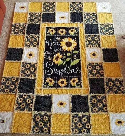 Sunflower Quilt, Flower Quilt Patterns, Rag Quilt Patterns, Panel Quilt Patterns, Sunflower Quilts, Denim Quilt, Flower Quilt, Summer Quilts, Patchwork Quilt Patterns