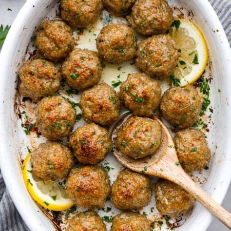 Baked Turkey Meatballs - The Recipe Critic Healthy Meatballs Turkey, Florentine Chicken, Baked Turkey Meatballs, Meals Planning, Turkey Recipes Healthy, Chicken With Mushrooms, Ground Turkey Recipes Healthy, Turkey Meatballs Baked, Turkey Meatball