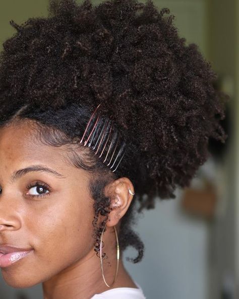 4a Hairstyles, Coily Hairstyles, Hair Like Wool, Natural Hair Puff, High Puff, Cabello Afro Natural, Natural Black Hair, Hair Puff, Feed In Braids Hairstyles