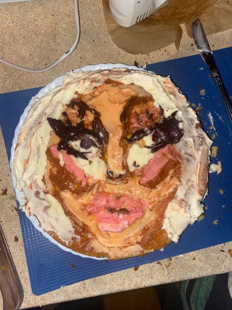 #trixiemattel #uglycake #cake #trixie #drag #dragqueen Crazy Cat Lady Cake, Cake Recipes Chocolate, Goofy Cake, Ugly Cake, Cake For Wedding, 25th Anniversary Cake, Decorating For Beginners, Bad Cakes, Ugly Food