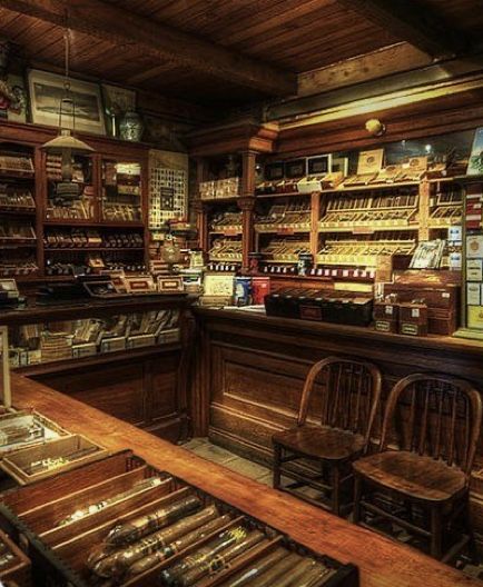 Bar Counter Design, Man Cave Room, Premium Cigars, Pipes And Cigars, Good Cigars, Counter Design, Cigars And Whiskey, Cigars, Bourbon