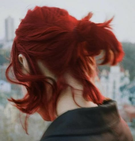 Red Hair Boy, Dr Visuals, Dark Red Hair, Hair References, Long Red Hair, Hair Reference, Books Aesthetic, Hair Inspo Color, Black Mamba