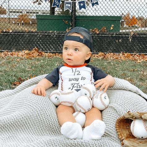 Infant Baseball Pictures, Baseball Half Birthday Pictures, Half Birthday Baseball Theme, 6 Month Baby Boy Photoshoot Ideas, Half Birthday Theme For Boy, Half Way To One Boy Ideas, Half Way To First Baseball Pictures, Half Way To First Photo Shoot, 6 Month Milestone Pictures Boys