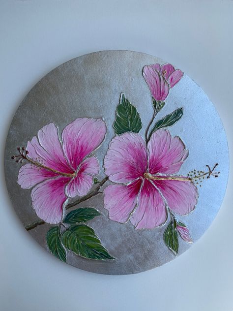 Art On Round Canvas, Lippon Art, Art Facts, Painted Dupatta, Lotus Drawing, Lotus Flower Art, Acrylic Art Projects, Flower Drawing Design, Tanjore Painting