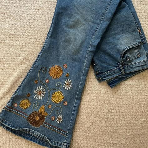 How To Add Fabric To Jeans To Make Bell Bottoms, 70s Embroidery Jeans, Soft Whimsigoth, My Little Pony Redesign, Senior Jeans Ideas, Tomato Girl Aesthetic, Hippie Embroidery, Ravenclaw Outfit, The Hippie Shake