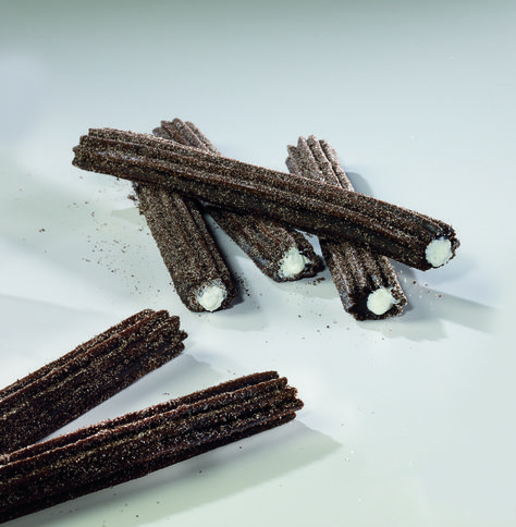 OREO + CHURROS = LOVE #OREOCHURROS #CHURROS #food #mashups Food Mashups, Oreo Churros, Just Bake, Oreo Cookies, Favorite Cookies, Sweet Snacks, Food Service, Meat Jerky, Oreo