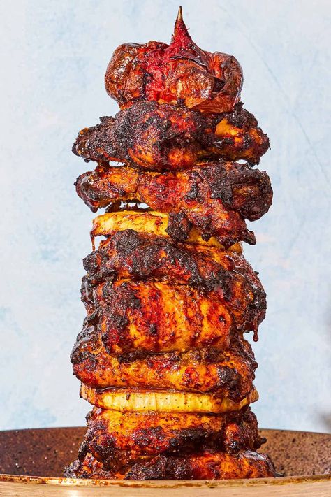 Vertical Spit Recipes, Vertical Skewer Recipes, Schwarma Recipe, Grilled Chicken Shawarma, Shawarma Ingredients, Chicken Wing Sauce Recipes, Shawarma Chicken, Shawarma Spices, Mediterranean Foods