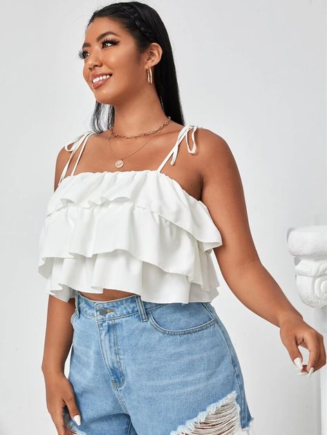 Ruffle Top Outfit, Top Morado, Crop Cami Top, Top With Ruffles, Summer Plus Size, Designer Party Wear Dresses, Plus Size Tank Tops, Cropped Cami, Cami Crop Top