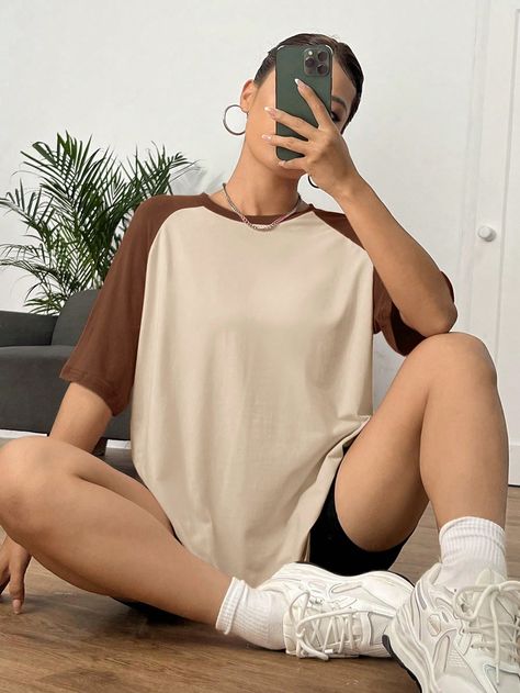 Loose Fit Contrast Color Short Raglan Sleeve T-Shirt With Round Neck Multicolor Casual  Three Quarter Length Sleeve Fabric Colorblock  Slight Stretch  Women Clothing, size features are:Bust: ,Length: ,Sleeve Length: