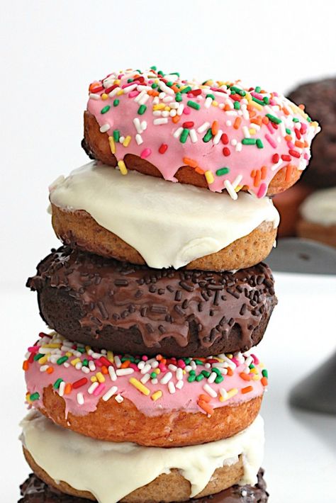 Vegan Box Cake, Cake Donut Recipe Baked, Cake Mix Donuts Recipe, Cake Donuts Baked, Cake Donut Recipe, Cake Doughnuts Recipe, Cake Mix Donuts, Cake Donuts Recipe, Boxed Cake Mixes Recipes