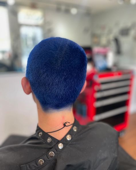 Jack wanted true blue and they got it! Bleached golden, pretoned w violet to prevent color fade into green, then colored with a sapphire blue💙💙💙 #fyp #bluehair #blue #haircolor #shorthair #sapphire #blueaesthetic #buzzcut #shorthairdontcare #fypシ Blue Buzzcut Men, Dark Blue Buzzcut, Bald Blue Hair, Blue Hair Faded Process, Neon Green Buzzcut, Buzz Cut, True Blue, Blue Aesthetic, Blue Hair