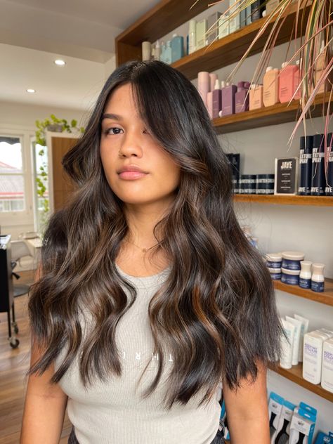 Bronze Brown Balayage, Brown Brunette Balayage, Balayage For Virgin Black Hair, Good Hair Colors For Black Hair, Caramel On Black Hair, Black Sunkissed Hair, Fall Color For Dark Brown Hair, Brown Balayage On Black Hair Asian, Natural Balayage Dark Hair