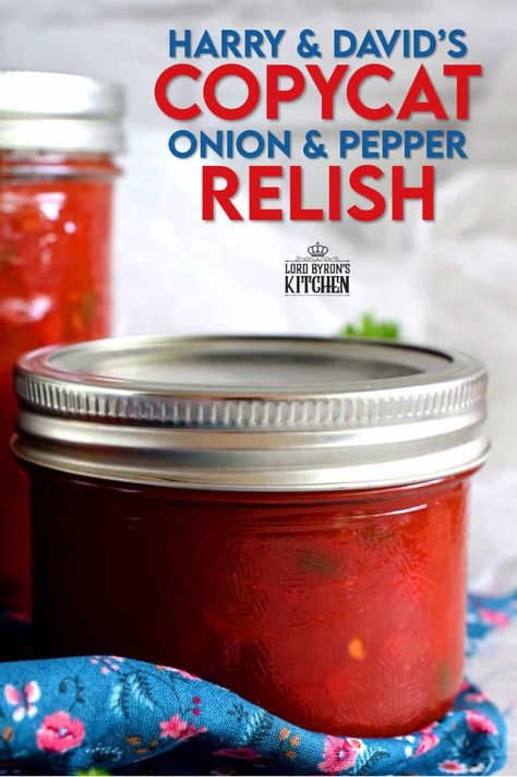 Onion Pepper Relish Recipe, Canning Bell Peppers, Pepper Relish Recipe, Sweet Pepper Relish, Canning Peppers, Hot Pepper Recipes, Relish Sauce, Pepper Jelly Recipes, Harry And David