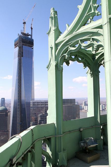 View of the Freedom Tower from the 43rd Floor Terrace of the Woolworth Building | Flickr - Photo Sharing! City Hall Nyc, San Francisco Downtown, Gothic Revival Architecture, New York City Buildings, Woolworth Building, Freedom Tower, New York Architecture, Big Building, Observation Deck