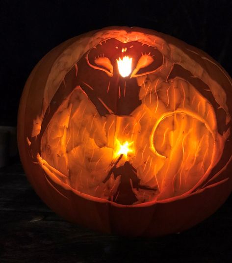 Lotr Pumpkin, Lotr Pumpkin Painting, Httyd Pumpkin Carving, Fantasy Pumpkin Carving, Lotr Pumpkin Carving Ideas, Baby Yoda Pumpkin Carving, Mushroom Pumpkin, Wizard Of Oz Pumpkin Ideas, Halloween Pumpkin Carving Ideas Creative