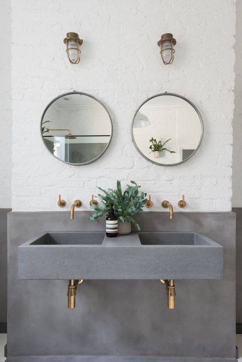 Now This Is How You Do a Double Sink #SOdomino #white #room #interiordesign #wall #bathroom #tile #sink #tap #bathroomsink Aesthetic Bathroom Decor, Concrete Vanity, Modern Bathroom Designs, Spanish Kitchen, Best Kitchen Design, Concrete Bathroom, Aesthetic Bathroom, Double Sink Vanity, Trendy Bathroom