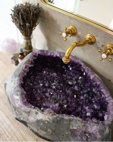 Beautiful Amethyst Sink!  I love the gold faucet too! Sink Diy, Gold Faucet, Dream Bathrooms, Maximalism, Dream Rooms, Dream House Decor, Projects Diy, Design Case, Elle Decor