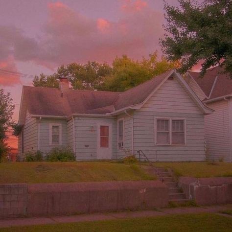 American House, Dreamcore Weirdcore, Weird Dreams, Aesthetic Themes, Pretty House, My New Room, Community Wall, Aesthetic Photo, Wall Photos